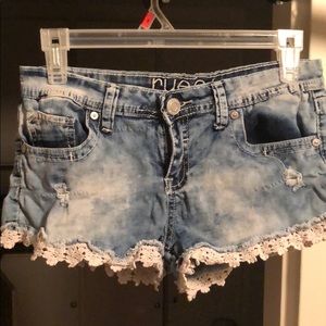 Short shorts